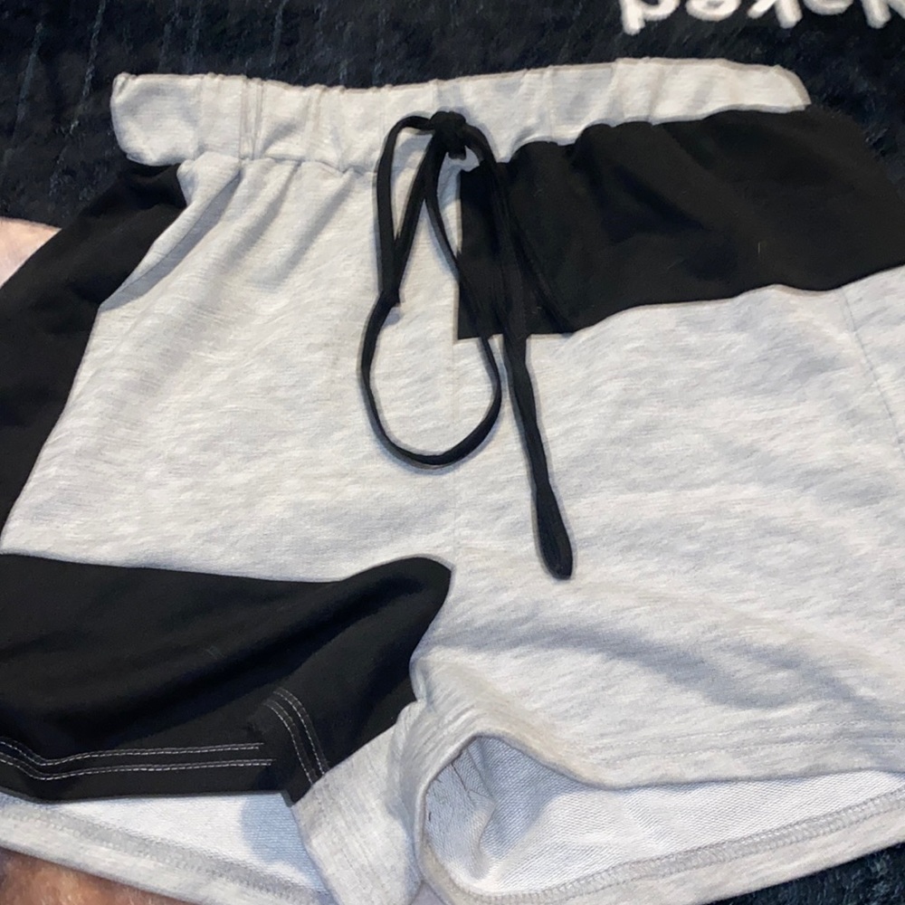 Mixed colored shorts